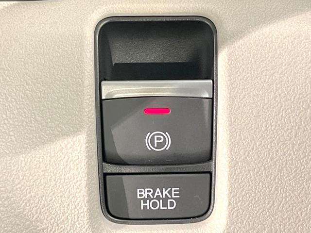 N-BOX ベースグレード 電動スライドドア 衝突被害軽減システム レーダークルーズ 禁煙車 コーナーセンサー スマートキー LEDヘッド ETC オートハイビーム オートライト オートエアコン CD(45枚目)