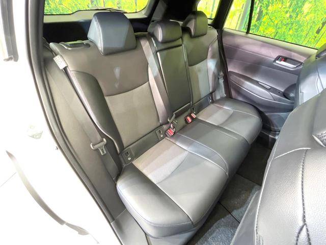 カローラクロス ハイブリッド Z パノラマルーフ 全周囲カメラ 10型ナビ付DA 衝突軽減 禁煙車 電動リアゲート ドラレコ コーナーセンサー LEDヘッド オートハイビーム オートライト デュアルエアコン Bluetooth(9枚目)