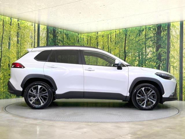 カローラクロス ハイブリッド Z パノラマルーフ 全周囲カメラ 10型ナビ付DA 衝突軽減 禁煙車 電動リアゲート ドラレコ コーナーセンサー LEDヘッド オートハイビーム オートライト デュアルエアコン Bluetooth(32枚目)