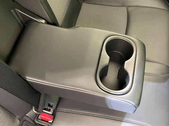 カローラクロス ハイブリッド Z パノラマルーフ 全周囲カメラ 10型ナビ付DA 衝突軽減 禁煙車 電動リアゲート ドラレコ コーナーセンサー LEDヘッド オートハイビーム オートライト デュアルエアコン Bluetooth(39枚目)