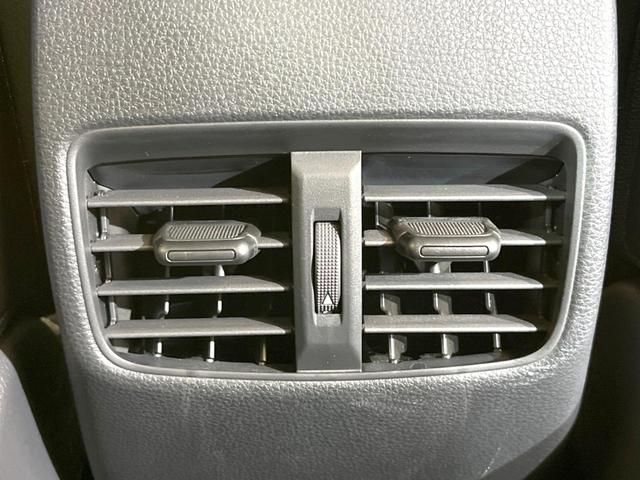 カローラクロス ハイブリッド Z パノラマルーフ 全周囲カメラ 10型ナビ付DA 衝突軽減 禁煙車 電動リアゲート ドラレコ コーナーセンサー LEDヘッド オートハイビーム オートライト デュアルエアコン Bluetooth(41枚目)