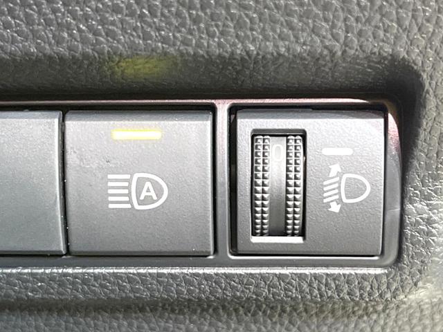 カローラクロス ハイブリッド Z パノラマルーフ 全周囲カメラ 10型ナビ付DA 衝突軽減 禁煙車 電動リアゲート ドラレコ コーナーセンサー LEDヘッド オートハイビーム オートライト デュアルエアコン Bluetooth(46枚目)