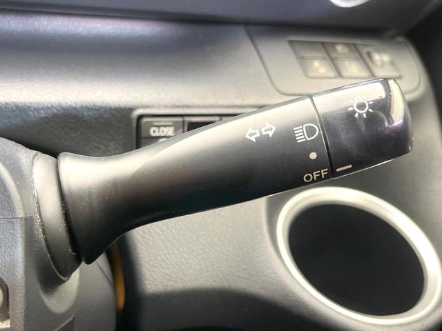 シエンタ ハイブリッドG 両側電動スライド 純正SDナビ 衝突被害軽減システム 禁煙車 スマートキー バックカメラ ビルトインETC オートライト オートハイビーム オートエアコン CD DVD再生 フルセグ(50枚目)