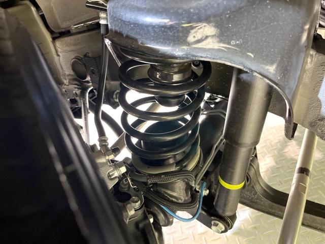 ジムニー XC 4WD MT車 衝突被害軽減システム 禁煙車 コーナーセンサー スマートキー LEDヘッド クルコン 車線逸脱警報 オートライト オートエアコン 純正16インチアルミ(19枚目)