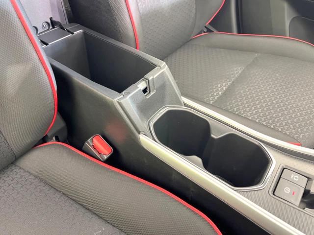 ライズ Ｚ　全周囲カメラ　衝突被害軽減システム　レーダークルーズ　禁煙車　コーナーセンサー　スマートキー　ＬＥＤヘッド　ビルトインＥＴＣ　車線逸脱警報　オートライト　オートエアコン　純正１７インチアルミ（42枚目）