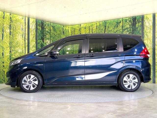 フリードハイブリッド ハイブリッド・Ｇホンダセンシング　両側電動ドア　純正９型ナビ　バックカメラ　衝突被害軽減システム　レーダークルーズ　禁煙車　ドラレコ　スマートキー　ＬＥＤヘッド　ＥＴＣ　車線逸脱警報　オートライト　オートエアコン　Ｂｌｕｅｔｏｏｔｈ（33枚目）