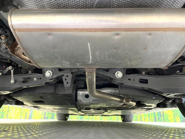 プリウス Ｓツーリングセレクション　ＴＲＤフルエアロ　ＴＲＤ１８インチＡＷ　純正８型ナビ付ＤＡ　全周囲カメラ　衝突被害軽減システム　レーダークルーズ　禁煙車　ドラレコ　コーナーセンサー　スマートキー　ＬＥＤヘッド　ビルトインＥＴＣ（19枚目）