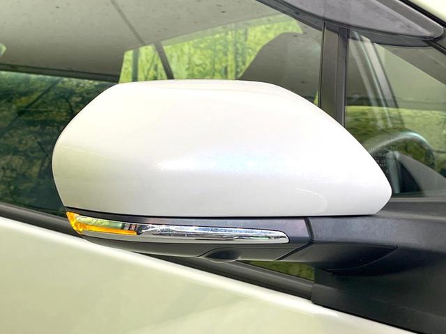 プリウス Ｓツーリングセレクション　ＴＲＤフルエアロ　ＴＲＤ１８インチＡＷ　純正８型ナビ付ＤＡ　全周囲カメラ　衝突被害軽減システム　レーダークルーズ　禁煙車　ドラレコ　コーナーセンサー　スマートキー　ＬＥＤヘッド　ビルトインＥＴＣ（32枚目）