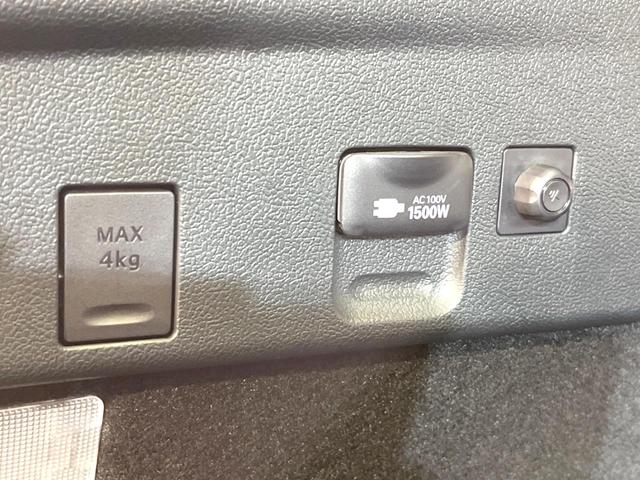 プリウス Ｓツーリングセレクション　ＴＲＤフルエアロ　ＴＲＤ１８インチＡＷ　純正８型ナビ付ＤＡ　全周囲カメラ　衝突被害軽減システム　レーダークルーズ　禁煙車　ドラレコ　コーナーセンサー　スマートキー　ＬＥＤヘッド　ビルトインＥＴＣ（38枚目）