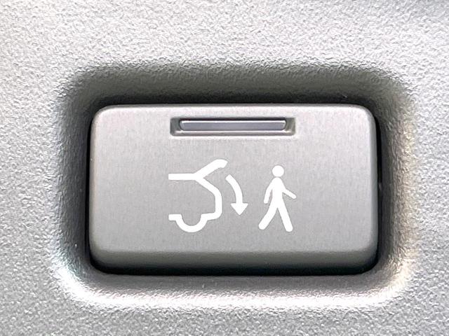 ヴェゼル ｅ：ＨＥＶ　Ｚ　登録済未使用車　純正９インチナビ　全周囲カメラ　ＥＴＣ２．０　ホンダセンシング　レーダークルーズ　パワーバックドア　Ｂｌｕｅｔｏｏｔｈ　ブラインドスポットモニター　前席シートヒーター（43枚目）