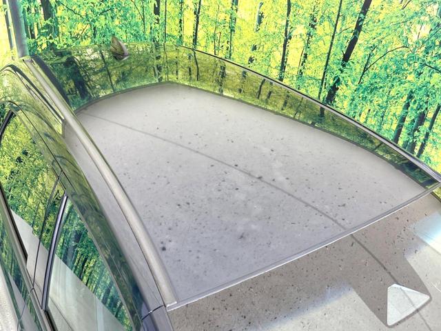 フィット ｅ：ＨＥＶホーム　２０周年特別仕様車　カーサ　衝突被害軽減システム　レーダークルーズ　ＬＥＤヘッド　ＥＴＣ２．０　純正１６インチアルミ　オートハイビーム　車線逸脱警報　コーナーセンサー　スマートキー　バックカメラ　オートライト　オートエアコン（32枚目）