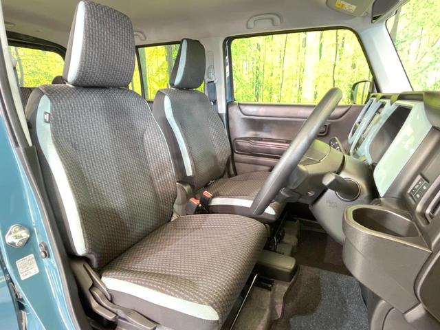 運転席シート廻りは使用感も少なく、良好な状態となっています。丁寧に使われていたことがよくわかりますね。