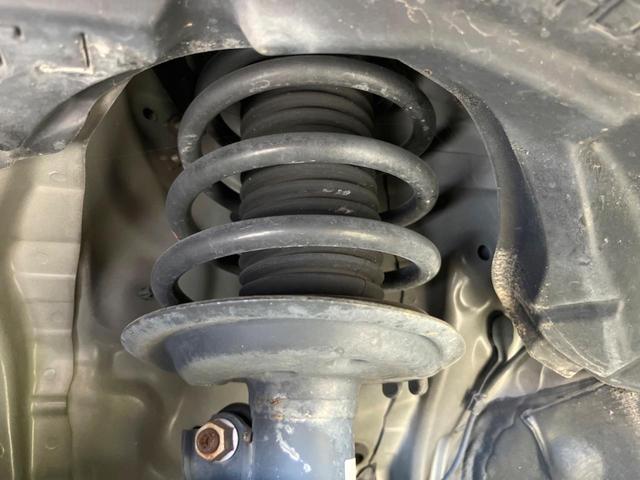 シエンタ Ｇ　純正ナビ　両側電動ドア　禁煙車　スマートキー　ビルトインＥＴＣ　オートエアコン　Ｂｌｕｅｔｏｏｔｈ　ＣＤ　ＤＶＤ再生　フルセグ　アイドリングストップ　電動格納ミラー（20枚目）