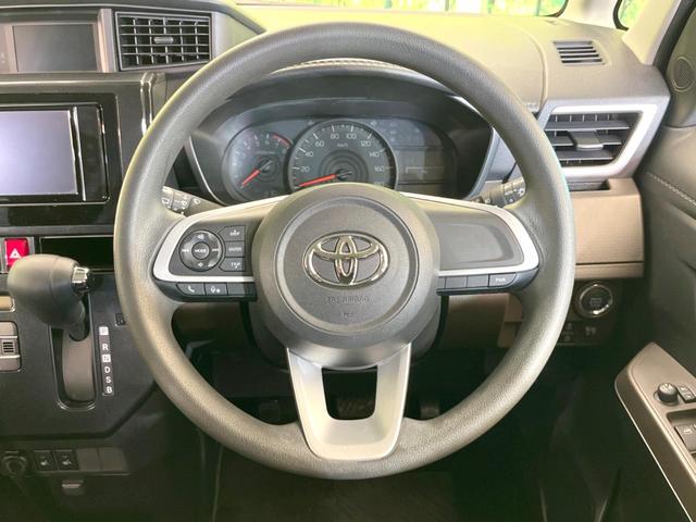 ステアリングも使用感が少なく、きれいな状態となっております♪