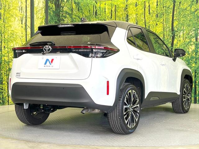 ヤリスクロス Ｚ　８型ディスプレイオーディオ　全周囲カメラ　衝突被害軽減システム　レーダークルーズ　禁煙車　ハーフレザーシート　パワーシート　ドラレコ　コーナーセンサー　スマートキー　ＬＥＤヘッド　ビルトインＥＴＣ（17枚目）