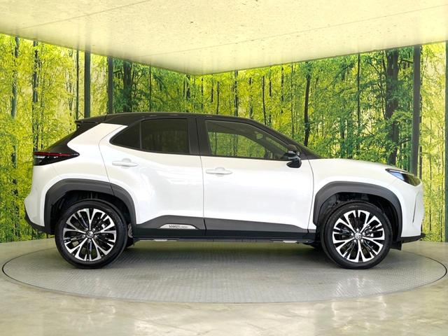 ヤリスクロス Ｚ　８型ディスプレイオーディオ　全周囲カメラ　衝突被害軽減システム　レーダークルーズ　禁煙車　ハーフレザーシート　パワーシート　ドラレコ　コーナーセンサー　スマートキー　ＬＥＤヘッド　ビルトインＥＴＣ（57枚目）