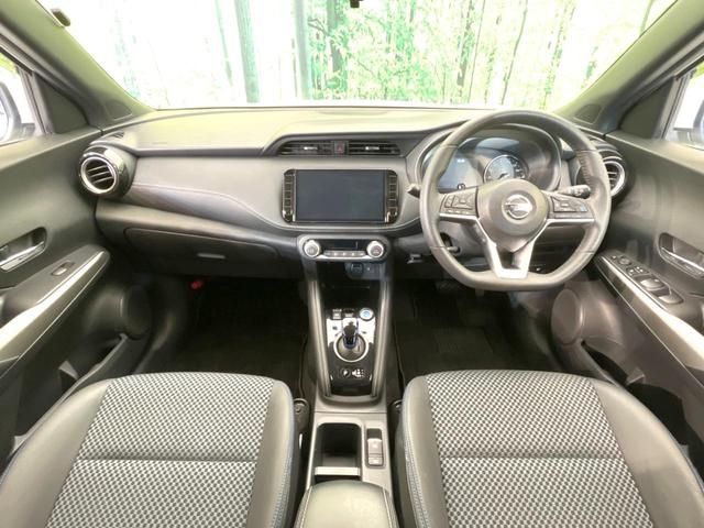 キックス Ｘ　９型純正ナビ　全周囲カメラ　衝突被害軽減システム　プロパイロット　禁煙車　ハーフレザーシート　ドラレコ　コーナーセンサー　ＬＥＤヘッド　ビルトインＥＴＣ　純正１７インチアルミ　オートハイビーム（2枚目）