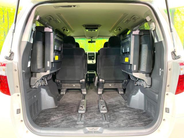 アルファード ２４０Ｓ　フルセグナビ　両側電動ドア　後席モニター　バックカメラ　衝突被害軽減システム　禁煙車　スマートキー　ＨＩＤヘッド　ビルトインＥＴＣ　純正１８インチアルミ　オートライト　デュアルエアコン（11枚目）