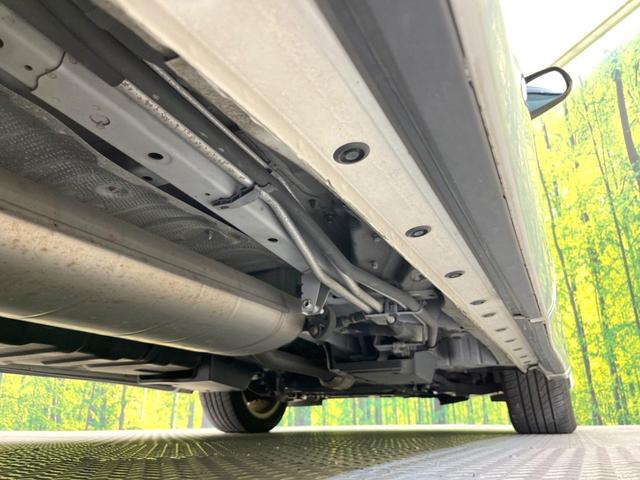 アルファード ２４０Ｓ　フルセグナビ　両側電動ドア　後席モニター　バックカメラ　衝突被害軽減システム　禁煙車　スマートキー　ＨＩＤヘッド　ビルトインＥＴＣ　純正１８インチアルミ　オートライト　デュアルエアコン（23枚目）