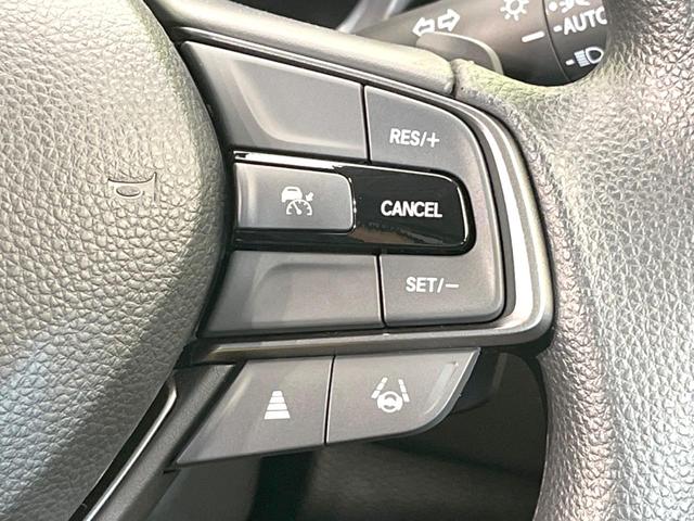 ＷＲ－Ｖ Ｘ　登録済未使用車　バックカメラ　衝突被害軽減システム　コーナーセンサー　スマートキー　ＬＥＤヘッド　オートハイビーム　車線逸脱警報　オートライト　オートエアコン（4枚目）