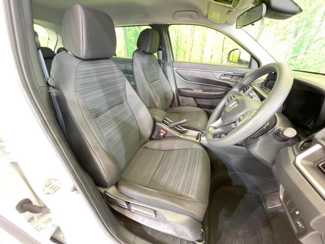 ＷＲ－Ｖ Ｘ　登録済未使用車　バックカメラ　衝突被害軽減システム　コーナーセンサー　スマートキー　ＬＥＤヘッド　オートハイビーム　車線逸脱警報　オートライト　オートエアコン（8枚目）