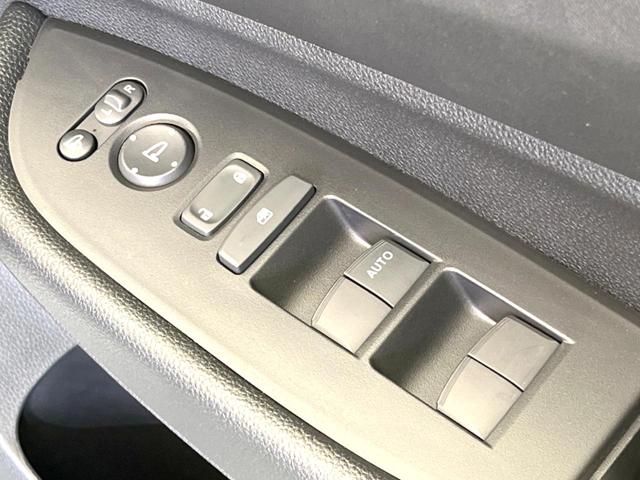 ＷＲ－Ｖ Ｘ　登録済未使用車　バックカメラ　衝突被害軽減システム　コーナーセンサー　スマートキー　ＬＥＤヘッド　オートハイビーム　車線逸脱警報　オートライト　オートエアコン（40枚目）