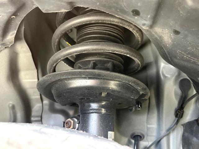 アクア Ｓスタイルブラック　バックカメラ　衝突被害軽減システム　禁煙車　ドラレコ　コーナーセンサー　スマートキー　ビルトインＥＴＣ　オートハイビーム　車線逸脱警報　オートライト　オートエアコン　Ｂｌｕｅｔｏｏｔｈ　ＣＤ（20枚目）