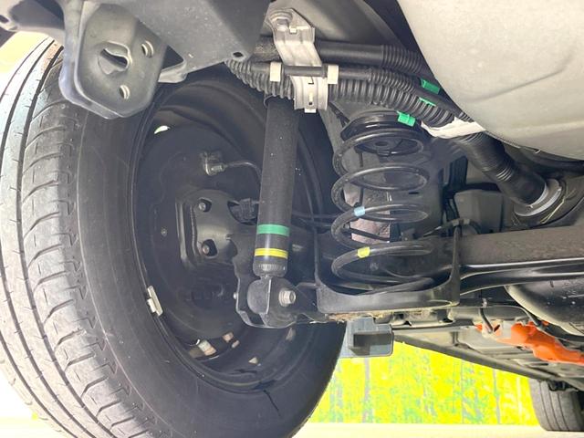 アクア Ｓスタイルブラック　バックカメラ　衝突被害軽減システム　禁煙車　ドラレコ　コーナーセンサー　スマートキー　ビルトインＥＴＣ　オートハイビーム　車線逸脱警報　オートライト　オートエアコン　Ｂｌｕｅｔｏｏｔｈ　ＣＤ（21枚目）