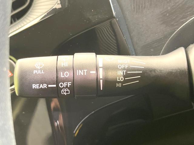 アクア Ｓスタイルブラック　バックカメラ　衝突被害軽減システム　禁煙車　ドラレコ　コーナーセンサー　スマートキー　ビルトインＥＴＣ　オートハイビーム　車線逸脱警報　オートライト　オートエアコン　Ｂｌｕｅｔｏｏｔｈ　ＣＤ（34枚目）