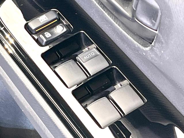 アクア Ｓスタイルブラック　バックカメラ　衝突被害軽減システム　禁煙車　ドラレコ　コーナーセンサー　スマートキー　ビルトインＥＴＣ　オートハイビーム　車線逸脱警報　オートライト　オートエアコン　Ｂｌｕｅｔｏｏｔｈ　ＣＤ（39枚目）