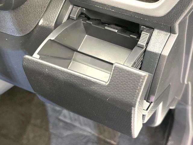 ルーミー カスタムＧ－Ｔ　ターボ　純正９型ナビ　バックカメラ　両側電動スライド　スマートアシスト　レーダークルーズ　シートヒーター　コーナーセンサー　スマートキー　ＬＥＤヘッド　ＥＴＣ　オートマチックハイビーム（45枚目）