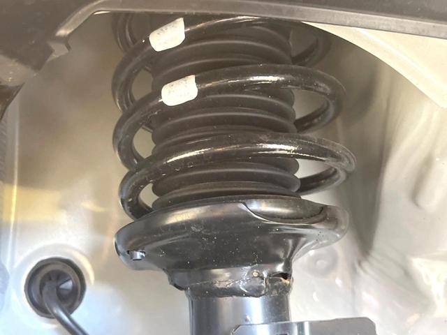 スペーシアギア ハイブリッドＸＺ　ターボ　両側電動ドア　禁煙車　コーナーセンサー　スマートキー　ＬＥＤヘッド　クルコン　純正１５インチアルミ　オートハイビーム　パークアシスト　オートライト　デュアルエアコン　ＬＥＤフォグ（20枚目）