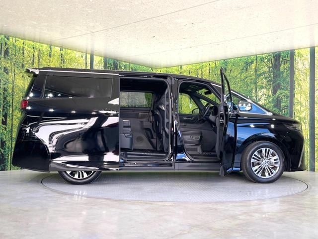 アルファードハイブリッド Ｚ　サンルーフ　両側電動ドア　後席モニター　全周囲カメラ　１００Ｖ電源　レーダークルーズ　禁煙車　電動リアゲート　レザーシート　全席シートヒーター　全席シートエアコン　全席パワーシート　ＬＥＤヘッド（34枚目）