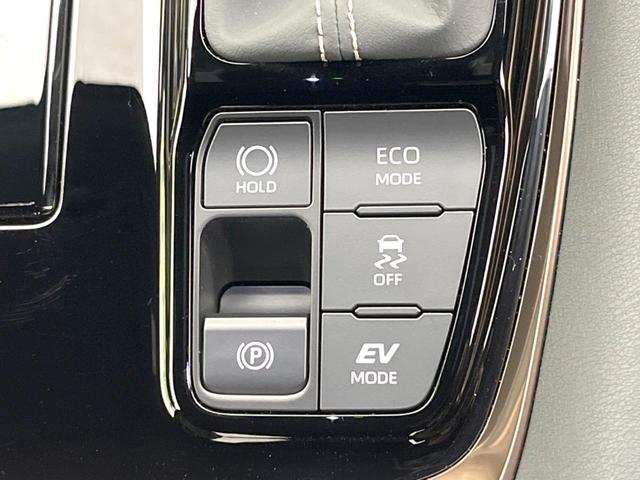 アルファードハイブリッド Ｚ　サンルーフ　両側電動ドア　後席モニター　全周囲カメラ　１００Ｖ電源　レーダークルーズ　禁煙車　電動リアゲート　レザーシート　全席シートヒーター　全席シートエアコン　全席パワーシート　ＬＥＤヘッド（49枚目）