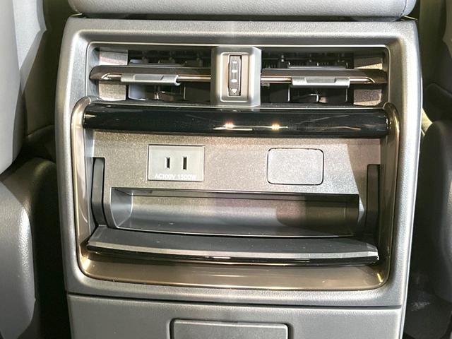 アルファードハイブリッド Ｚ　サンルーフ　両側電動ドア　後席モニター　全周囲カメラ　１００Ｖ電源　レーダークルーズ　禁煙車　電動リアゲート　レザーシート　全席シートヒーター　全席シートエアコン　全席パワーシート　ＬＥＤヘッド（76枚目）