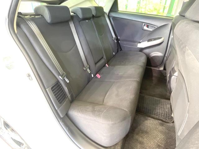 プリウス Ｓ　禁煙車　スマートキー　ＨＩＤヘッド　ＥＴＣ　オートライト　オートエアコン　Ｂｌｕｅｔｏｏｔｈ　ＣＤ　地デジ（9枚目）