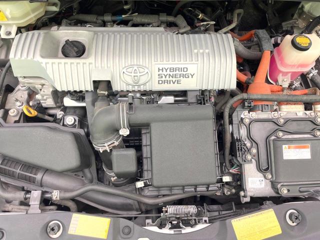 プリウス Ｓ　禁煙車　スマートキー　ＨＩＤヘッド　ＥＴＣ　オートライト　オートエアコン　Ｂｌｕｅｔｏｏｔｈ　ＣＤ　地デジ（18枚目）