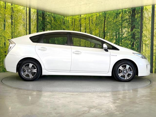 プリウス Ｓ　禁煙車　スマートキー　ＨＩＤヘッド　ＥＴＣ　オートライト　オートエアコン　Ｂｌｕｅｔｏｏｔｈ　ＣＤ　地デジ（35枚目）