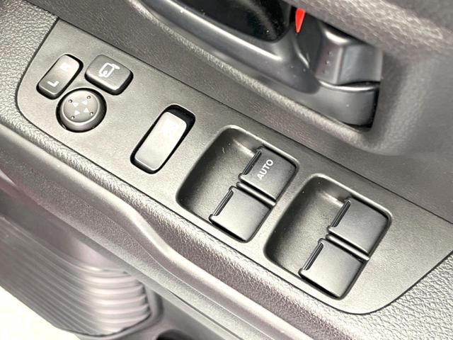 ハスラー ハイブリッドＧ　衝突被害軽減システム　禁煙車　コーナーセンサー　スマートキー　純正１５インチアルミ　車線逸脱警報　オートライト　オートエアコン　Ｂｌｕｅｔｏｏｔｈ　ＣＤ　ＤＶＤ再生　フルセグ（37枚目）