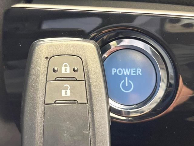 プリウス Ａツーリングセレクション　純正９型ナビ　バックカメラ　ＡＣ１００Ｖ電源　トヨタセーフティーセンス　レーダークルーズ　禁煙車　パワーシート　ドラレコ　コーナーセンサー　スマートキー　ＬＥＤヘッド　ＥＴＣ　オートマチックハイビーム（7枚目）
