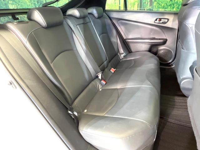 プリウス Ａツーリングセレクション　純正９型ナビ　バックカメラ　ＡＣ１００Ｖ電源　トヨタセーフティーセンス　レーダークルーズ　禁煙車　パワーシート　ドラレコ　コーナーセンサー　スマートキー　ＬＥＤヘッド　ＥＴＣ　オートマチックハイビーム（9枚目）