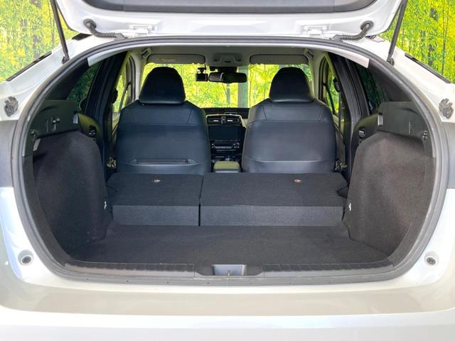 プリウス Ａツーリングセレクション　純正９型ナビ　バックカメラ　ＡＣ１００Ｖ電源　トヨタセーフティーセンス　レーダークルーズ　禁煙車　パワーシート　ドラレコ　コーナーセンサー　スマートキー　ＬＥＤヘッド　ＥＴＣ　オートマチックハイビーム（10枚目）