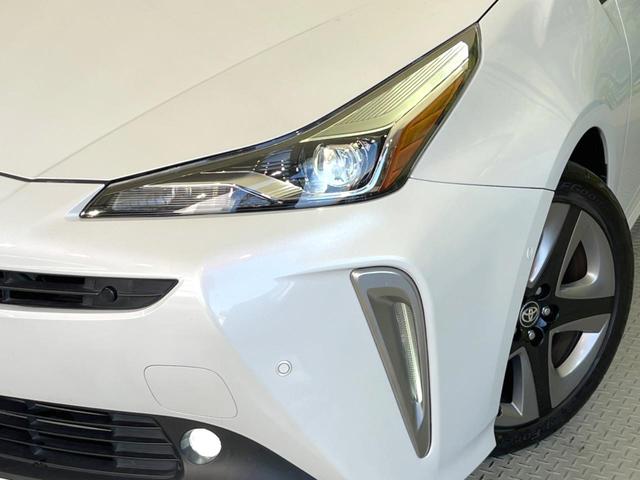 プリウス Ａツーリングセレクション　純正９型ナビ　バックカメラ　ＡＣ１００Ｖ電源　トヨタセーフティーセンス　レーダークルーズ　禁煙車　パワーシート　ドラレコ　コーナーセンサー　スマートキー　ＬＥＤヘッド　ＥＴＣ　オートマチックハイビーム（12枚目）