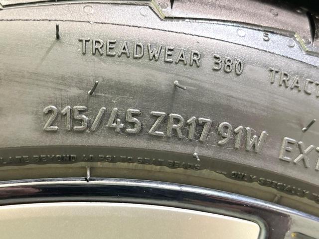 プリウス Ａツーリングセレクション　純正９型ナビ　バックカメラ　ＡＣ１００Ｖ電源　トヨタセーフティーセンス　レーダークルーズ　禁煙車　パワーシート　ドラレコ　コーナーセンサー　スマートキー　ＬＥＤヘッド　ＥＴＣ　オートマチックハイビーム（33枚目）