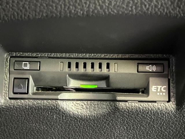 プリウス Ａツーリングセレクション　純正９型ナビ　バックカメラ　ＡＣ１００Ｖ電源　トヨタセーフティーセンス　レーダークルーズ　禁煙車　パワーシート　ドラレコ　コーナーセンサー　スマートキー　ＬＥＤヘッド　ＥＴＣ　オートマチックハイビーム（60枚目）