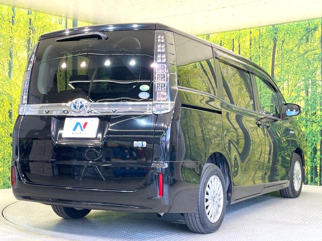 ヴォクシー ハイブリッドＶ　純正ナビ　バックカメラ　両側電動スライド　禁煙車　シートヒーター　ドラレコ　スマートキー　ＬＥＤヘッド　ＥＴＣ　純正１５インチＡＷ　オートライト　デュアルエアコン　リアエアコン　Ｂｌｕｅｔｏｏｔｈ再生（24枚目）