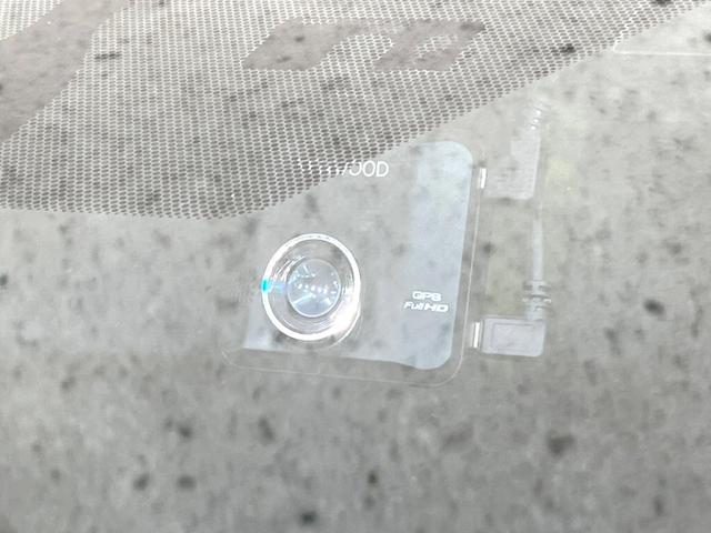 ヴォクシー ハイブリッドＶ　純正ナビ　バックカメラ　両側電動スライド　禁煙車　シートヒーター　ドラレコ　スマートキー　ＬＥＤヘッド　ＥＴＣ　純正１５インチＡＷ　オートライト　デュアルエアコン　リアエアコン　Ｂｌｕｅｔｏｏｔｈ再生（35枚目）