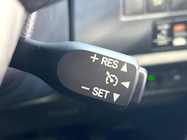 ヴォクシー ハイブリッドＶ　純正ナビ　バックカメラ　両側電動スライド　禁煙車　シートヒーター　ドラレコ　スマートキー　ＬＥＤヘッド　ＥＴＣ　純正１５インチＡＷ　オートライト　デュアルエアコン　リアエアコン　Ｂｌｕｅｔｏｏｔｈ再生（56枚目）