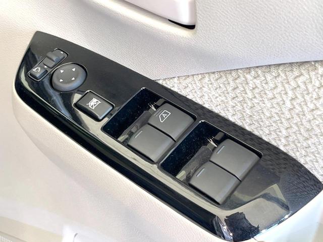 デイズ Ｘ　バックカメラ　衝突被害軽減システム　禁煙車　コーナーセンサー　スマートキー　純正１４インチアルミ　車線逸脱警報　オートライト　オートエアコン　Ｂｌｕｅｔｏｏｔｈ　フルセグ（45枚目）