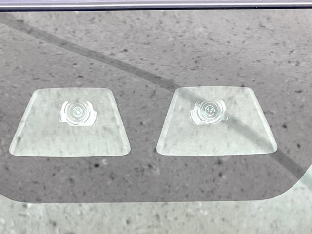 タント カスタムＲＳ　両側電動ドア　バックカメラ　衝突被害軽減システム　レーダークルーズ　禁煙車　ドラレコ　コーナーセンサー　スマートキー　ＬＥＤヘッド　ビルトインＥＴＣ　純正１５インチアルミ　車線逸脱警報　オートライト（3枚目）